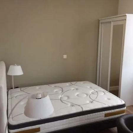 Beau Studio Meuble 25m2 Avec Parking